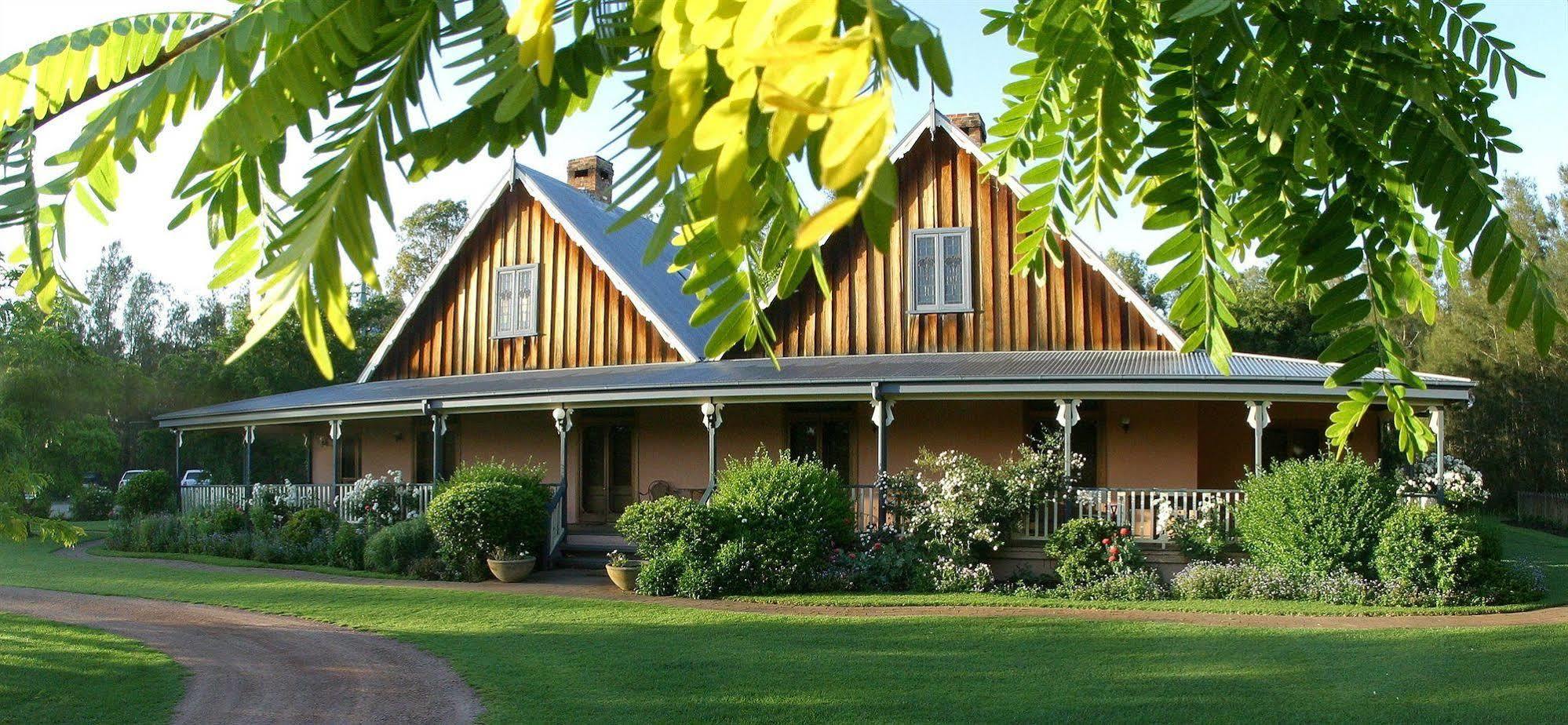 The Carriages Boutique Hotel And Vineyard Pokolbin Exterior photo